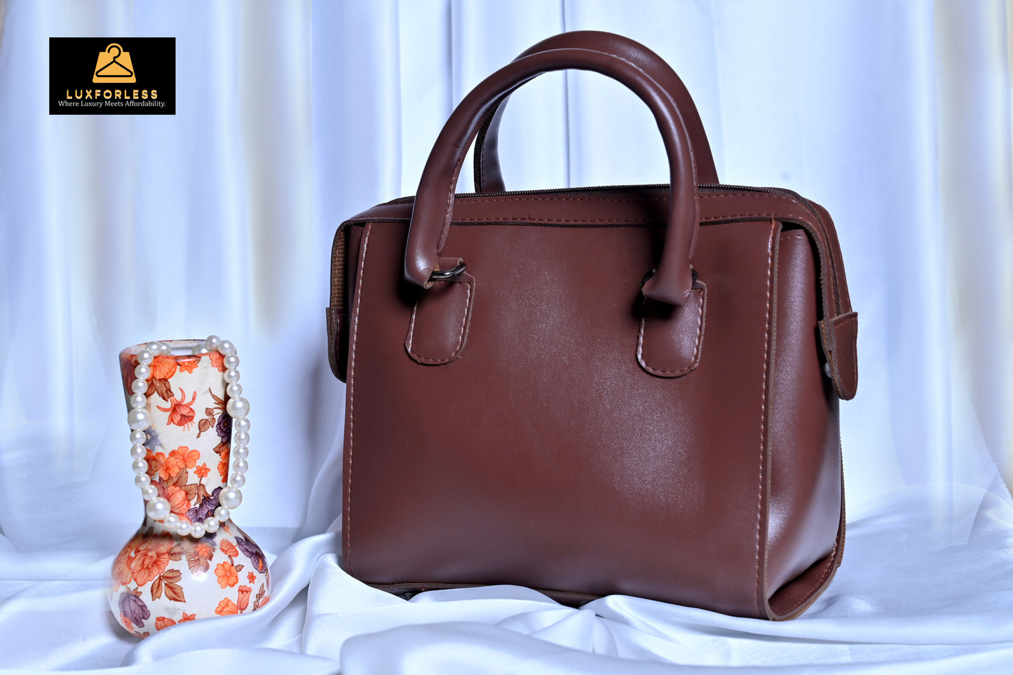 Zip-Zap Carry. Maroon