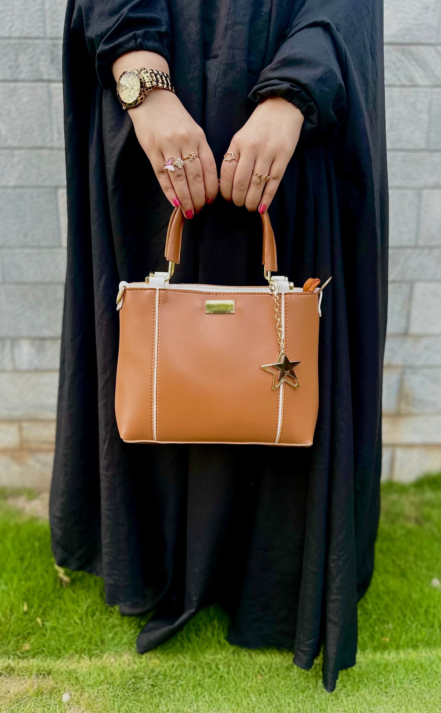 Seven star carry Brown