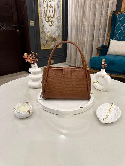 The Heritage Luxe Collection –
Chestnut Royale.