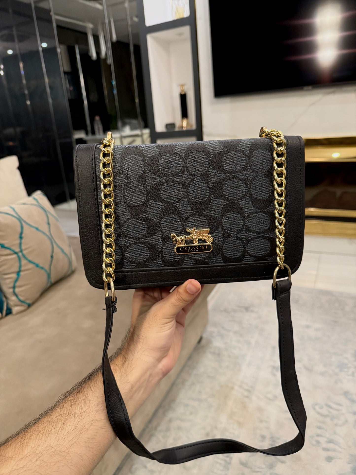 The Heritage Luxe Collection – Noir Majesty Crossbody.