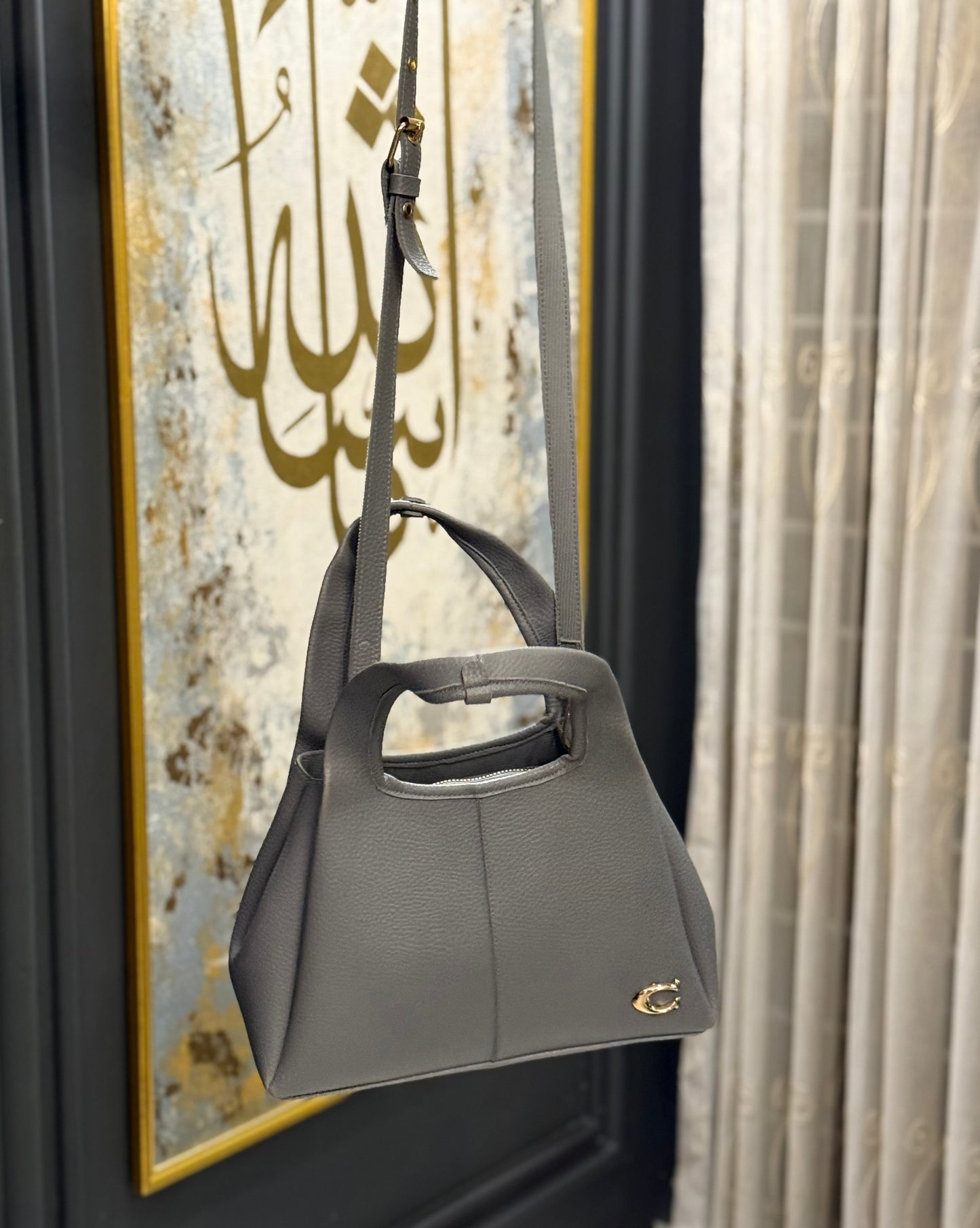The Heritage Lux Collection - Ash Grey Essence.