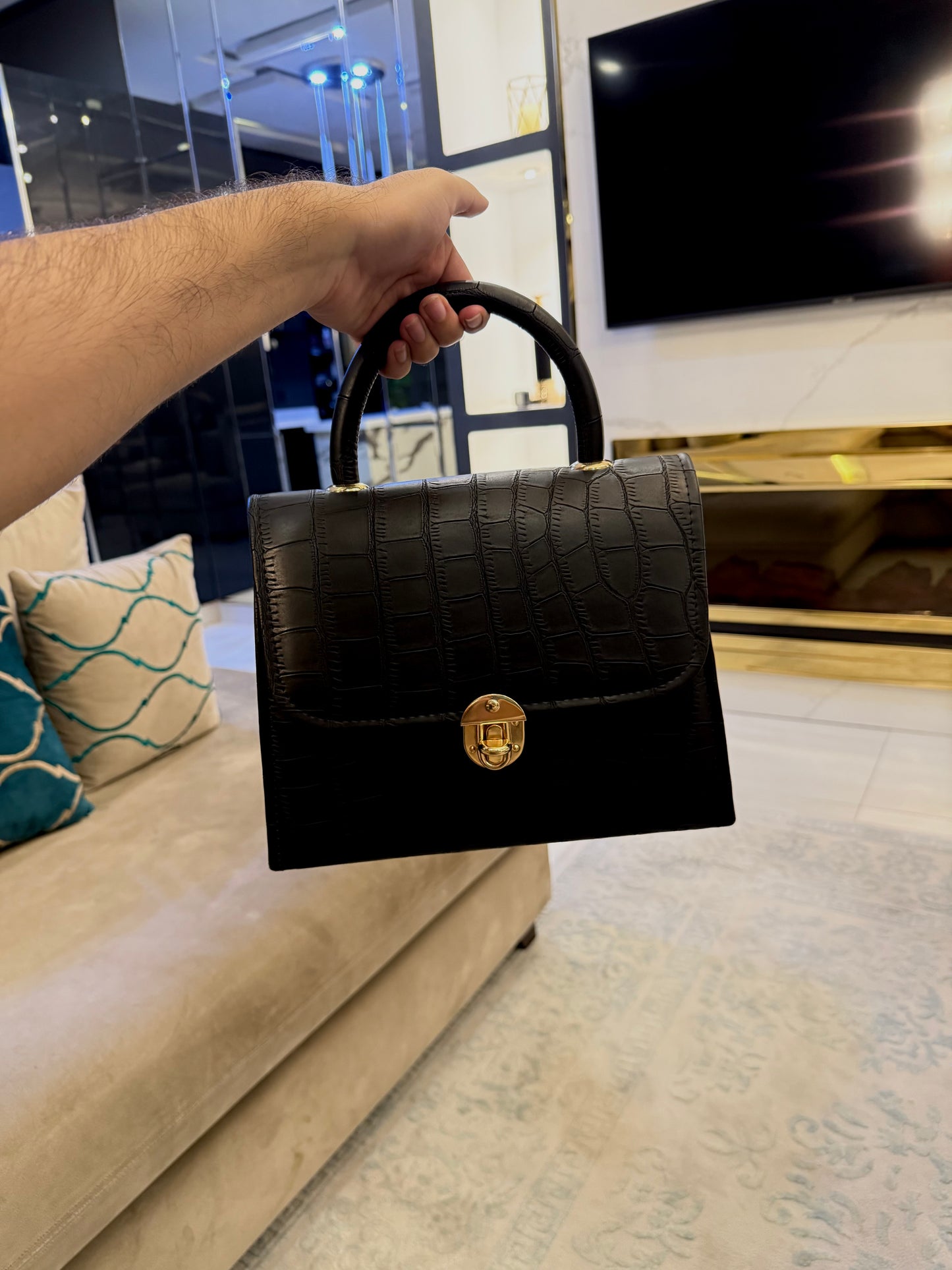 Signature Classic Luxe – Prestige Black Top Handle bag.