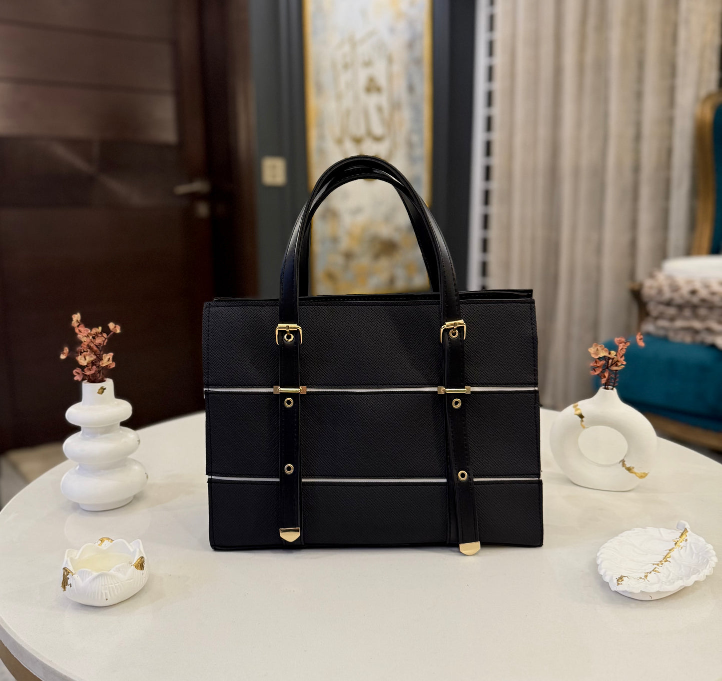 The Heritage Lux collection - Royale Black Tote.