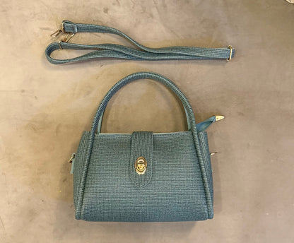 The Heritage Luxe Collection –
Emerald Green.