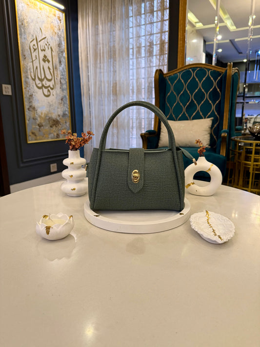 The Heritage Luxe Collection –
Emerald Green.