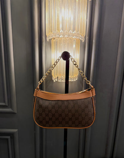 Signature Classic Luxe Collection – Tan Brown Crossbody